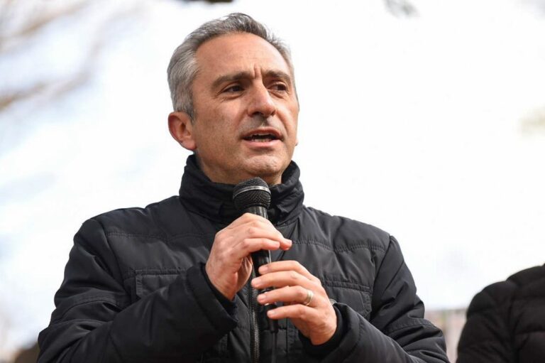 Larroque: El peronismo debe unirse, pero sin caer en el amontonamiento