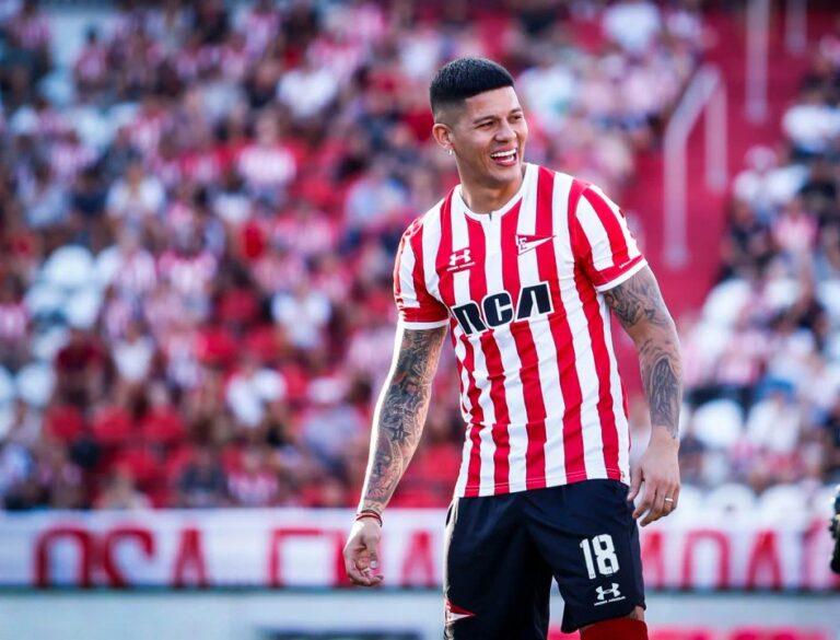 Marcos Rojo inició su entrenamiento en Estudiantes mientras espera su habilitación