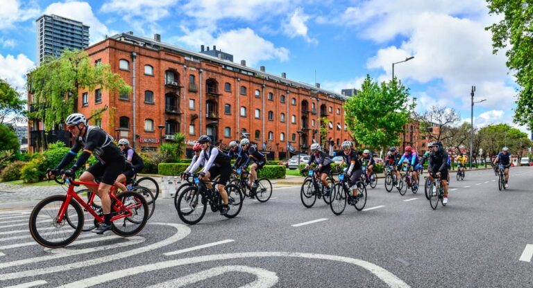 Más de 3.500 ciclistas se lanzan a las calles en el Gran Fondo Buenos Aires