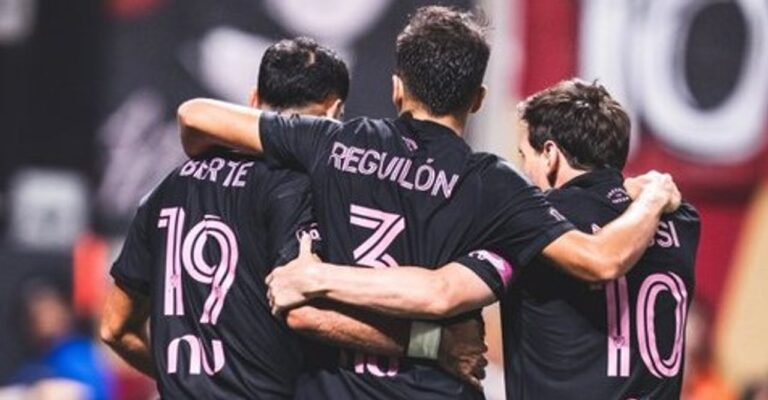 Messi brilla con un doblete en la victoria de Inter Miami ante Atlanta