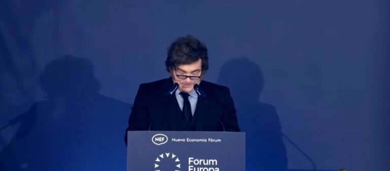 Milei arremete contra Pedro Sánchez y defiende el liberalismo