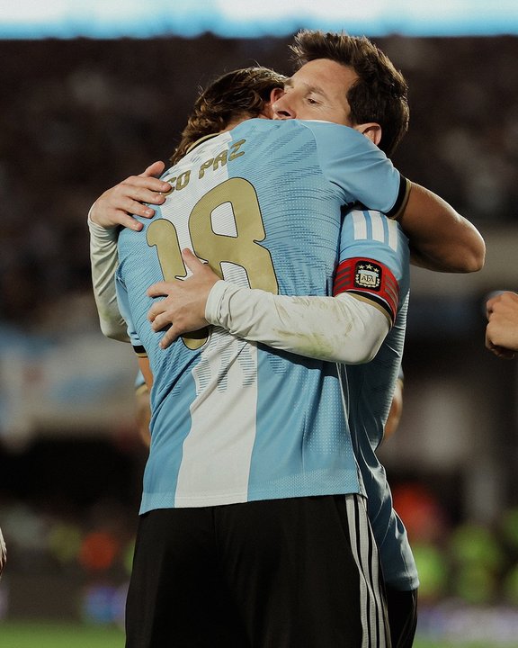 Nicolás Paz rinde homenaje a Messi: ‘Se fue el mejor jugador de la historia’