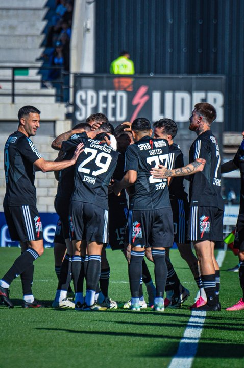 Riestra suma puntos y alimenta su sueño de play-offs en el Clausura
