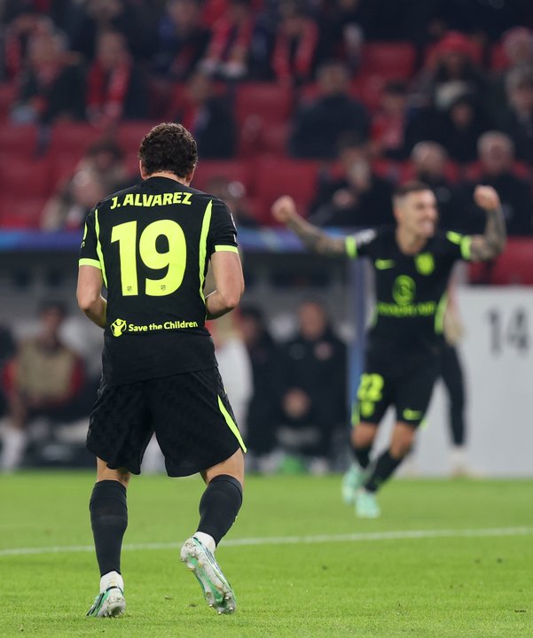 Simeone celebra el primer gol de Julián Álvarez en la temporada