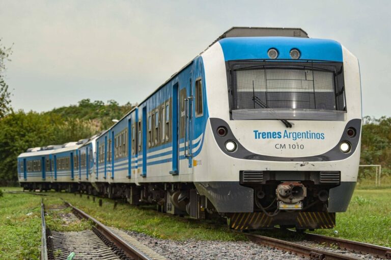 Trenes Argentinos avanza en la modernización ferroviaria con la compra de 43 nuevos trenes