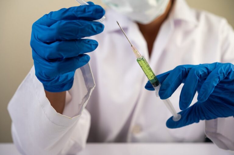 Vacunación contra el dengue disponible para jóvenes y adultos en CABA
